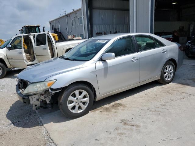 TOYOTA CAMRY BASE