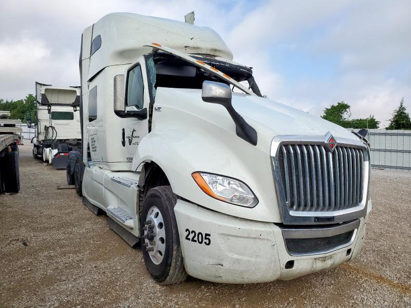 Global Auto Auctions: 2022 INTERNATIONAL LT625