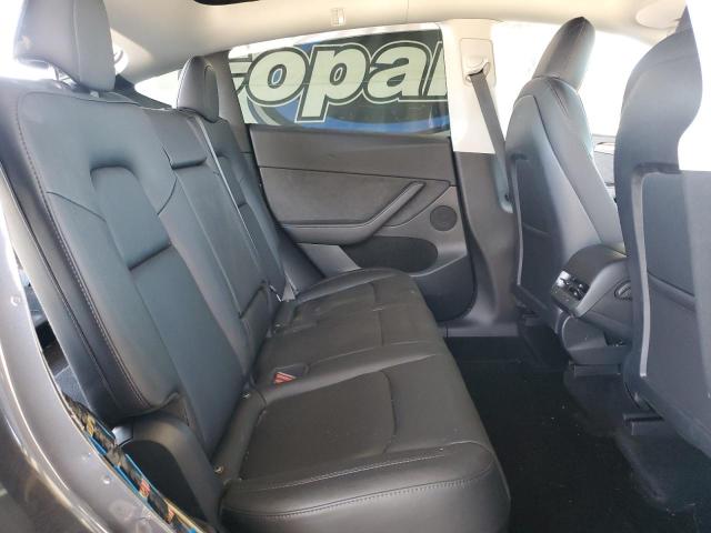 2022 TESLA MODEL Y 7SAYGDEE4NF558374