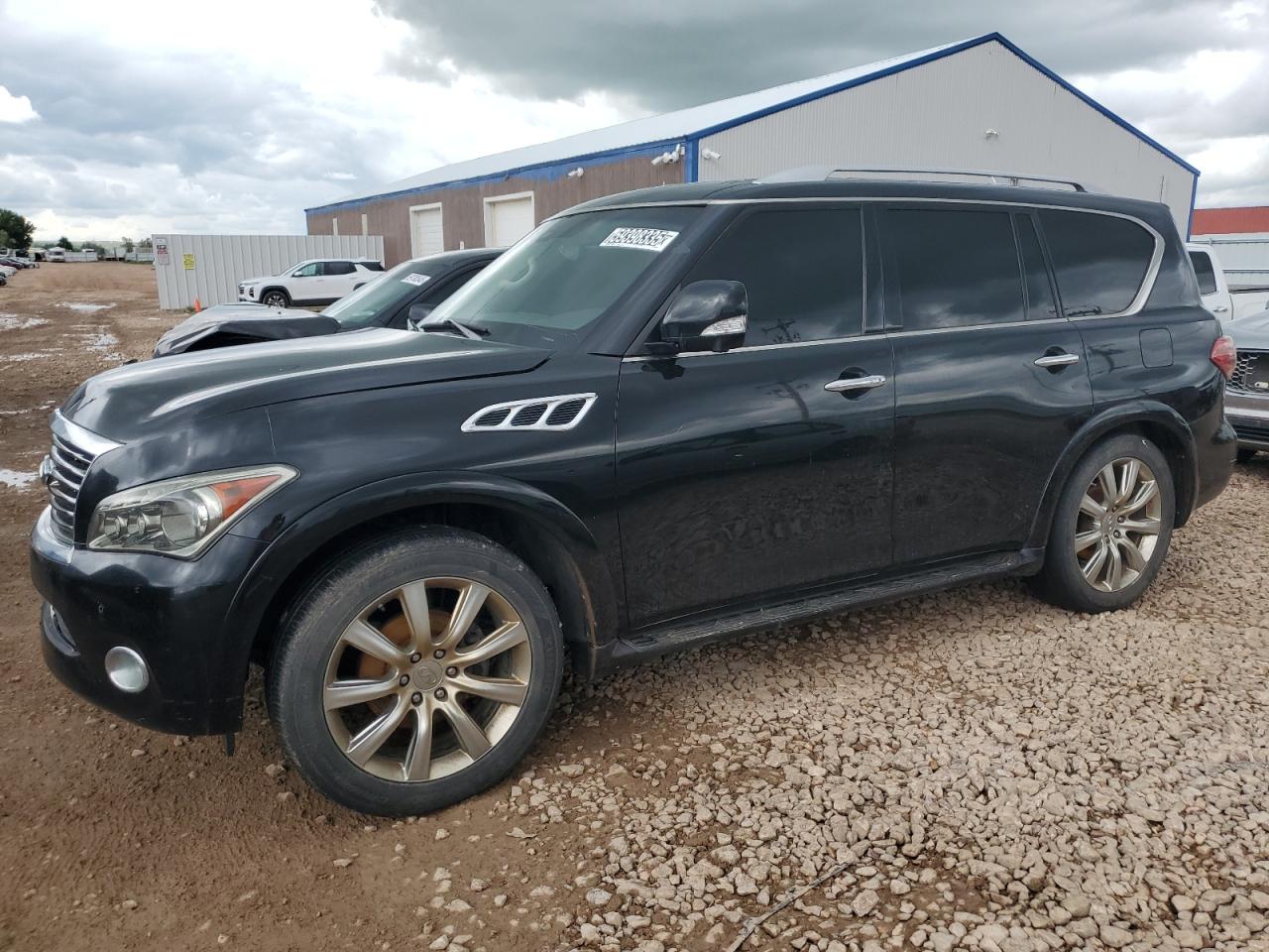 INFINITI QX56