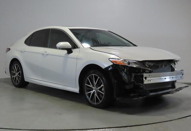 Vin: 4t1f31akxru067214, lot: 61037835, toyota camry xle 2024 img_1