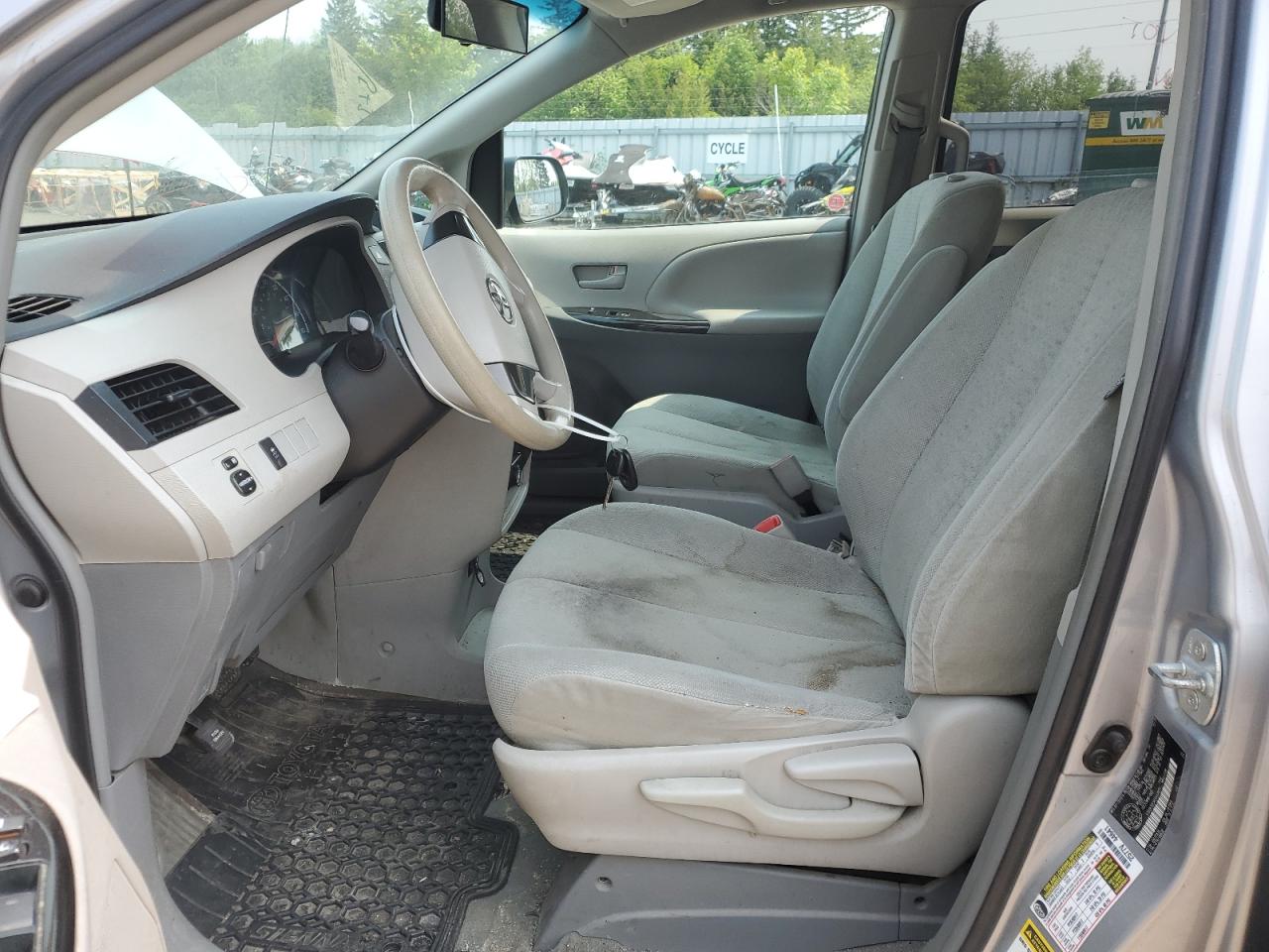 Toyota Sienna 2014