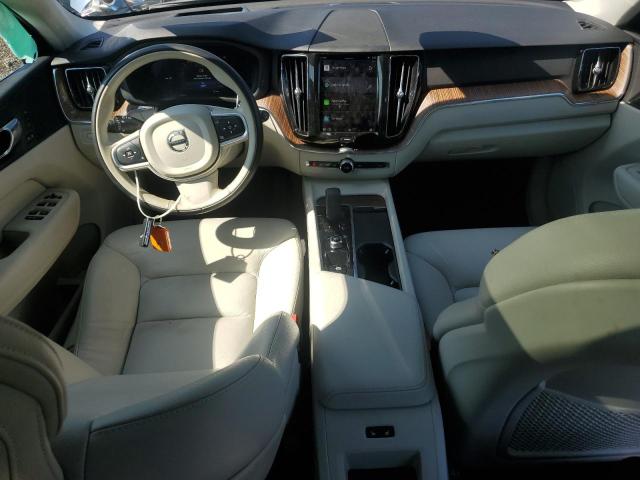 2022 VOLVO XC60 B5 MO YV4L12RK9N1941200