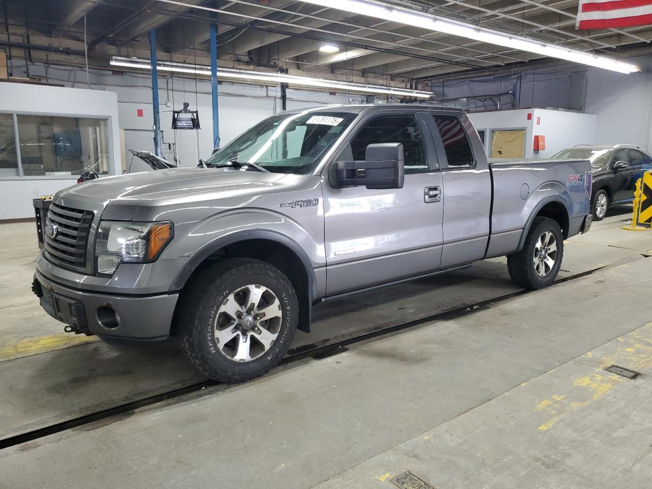 FORD F-150 SUPER CAB