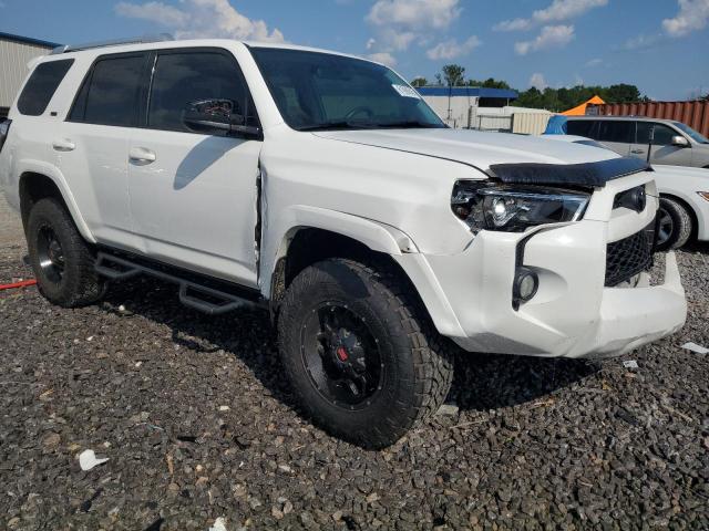 Vin: jtezu5jr6h5153028, lot: 61990585, toyota 4runner sr5 20174