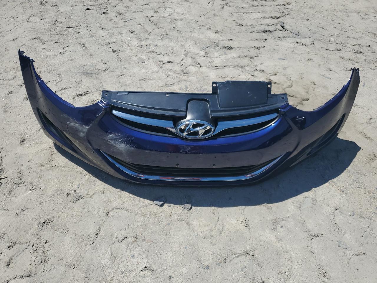 Hyundai Elantra gl 2012