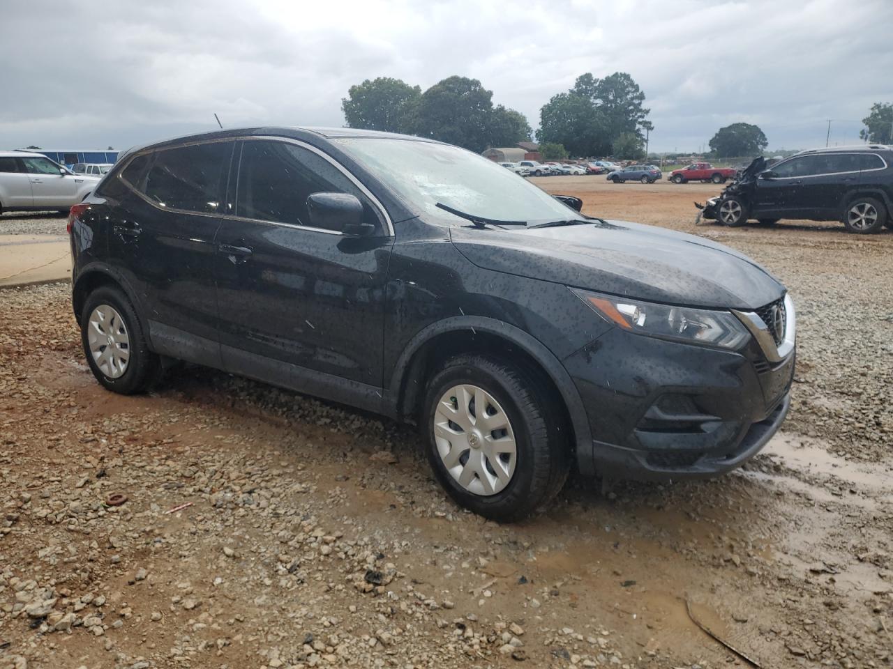 NISSAN ROGUE SPORT S