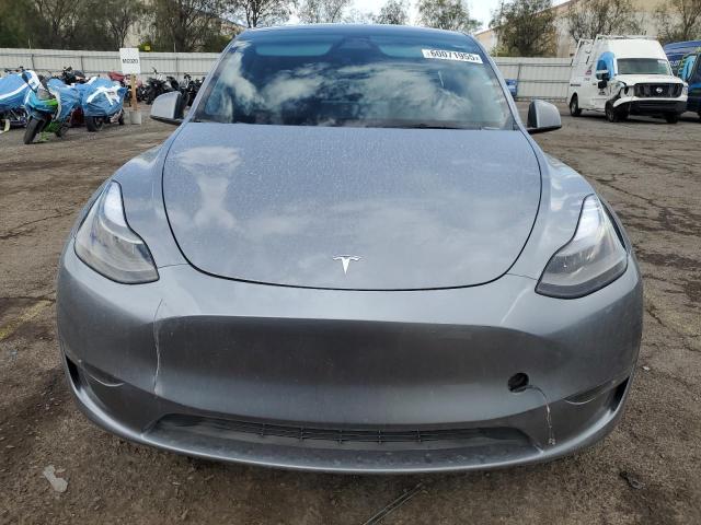 2024 TESLA MODEL Y 7SAYGDEE3RA287813