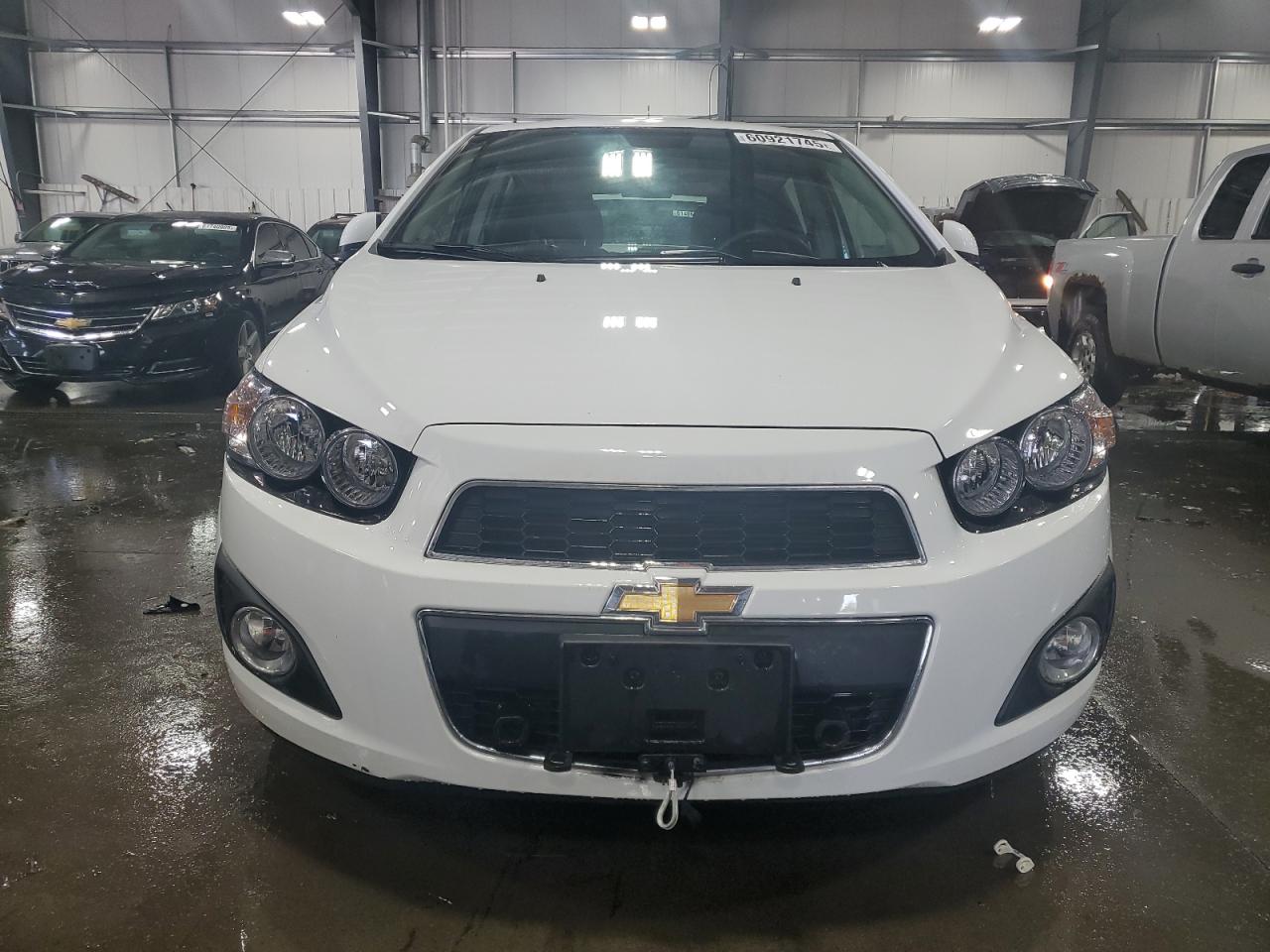 Chevrolet Sonic lt 2013