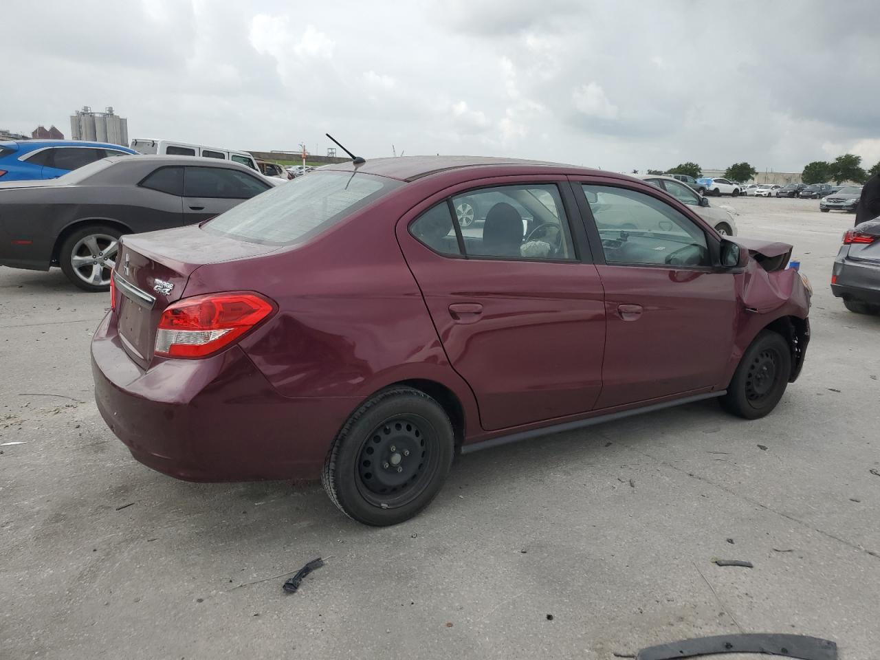 MITSUBISHI MIRAGE G4 ES