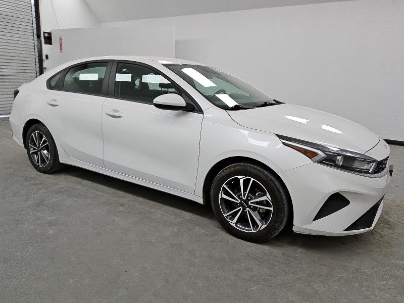Vin: 3kpf24ad6pe574102, lot: 62157125, kia forte lx 20234
