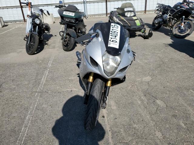 2004 SUZUKI GSX-R1000 JS1GT75A142108647