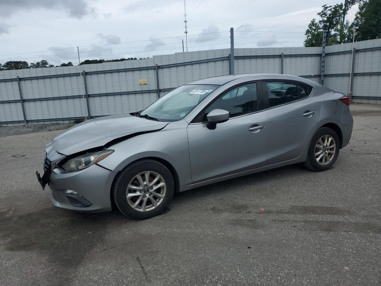 Mazda 3 sport 2016