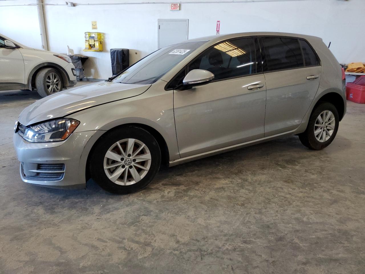 VOLKSWAGEN GOLF S