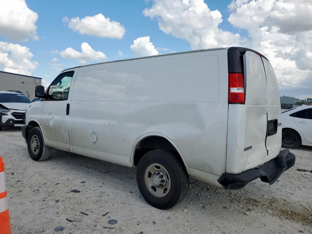 CHEVROLET EXPRESS G2