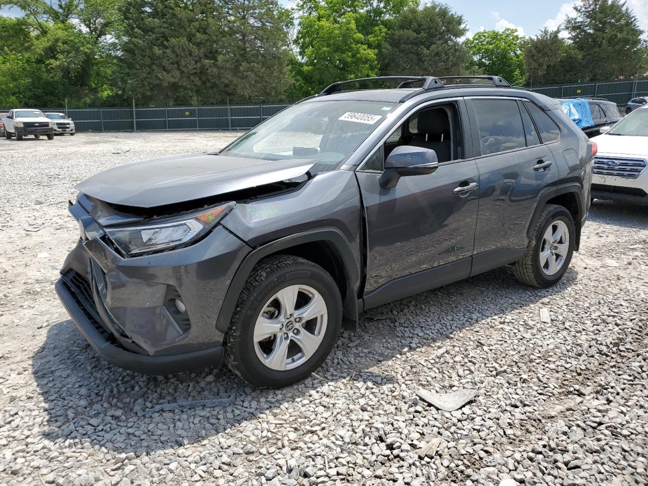 TOYOTA RAV4 XLE