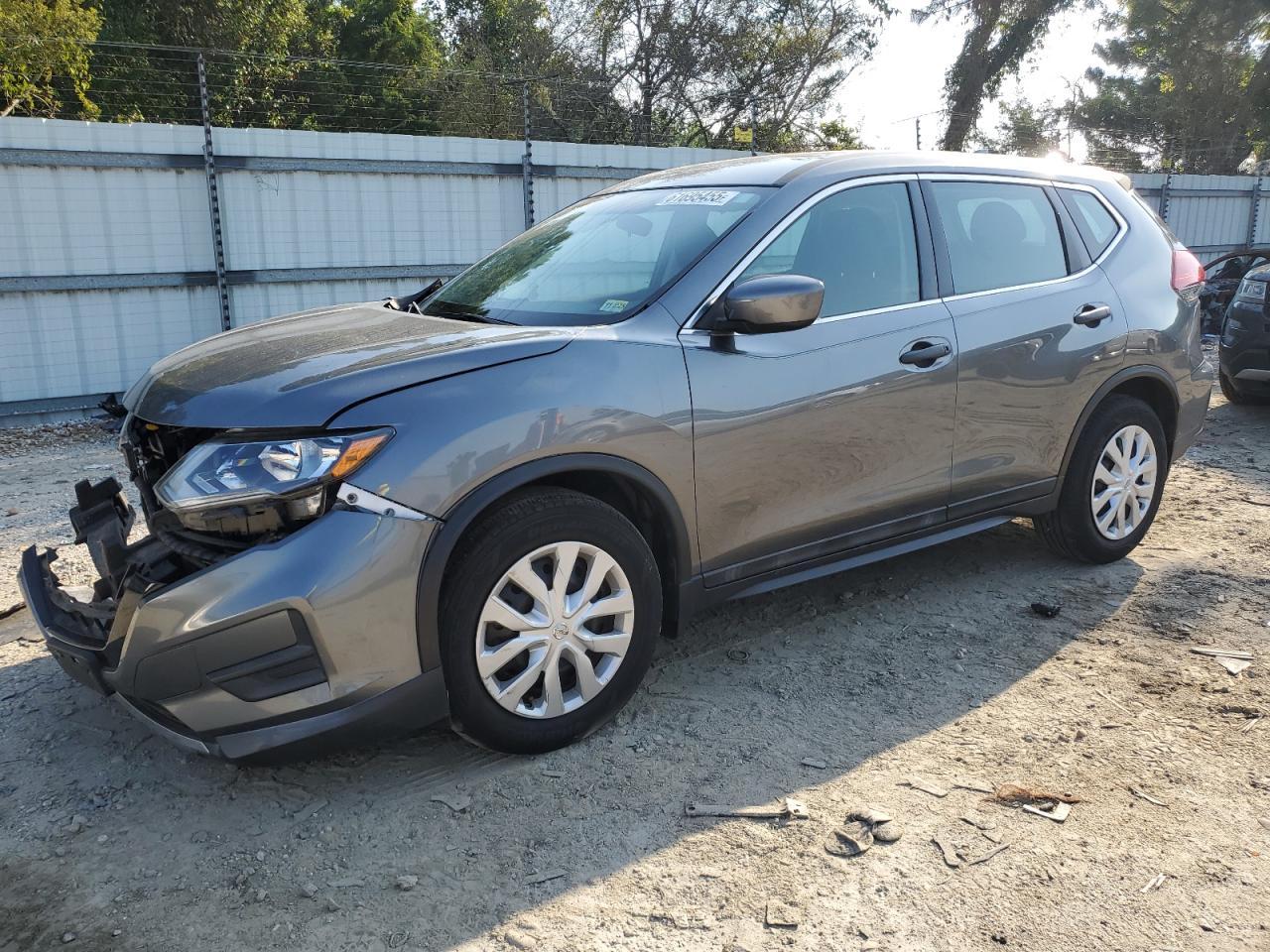 Nissan Rogue s 2018