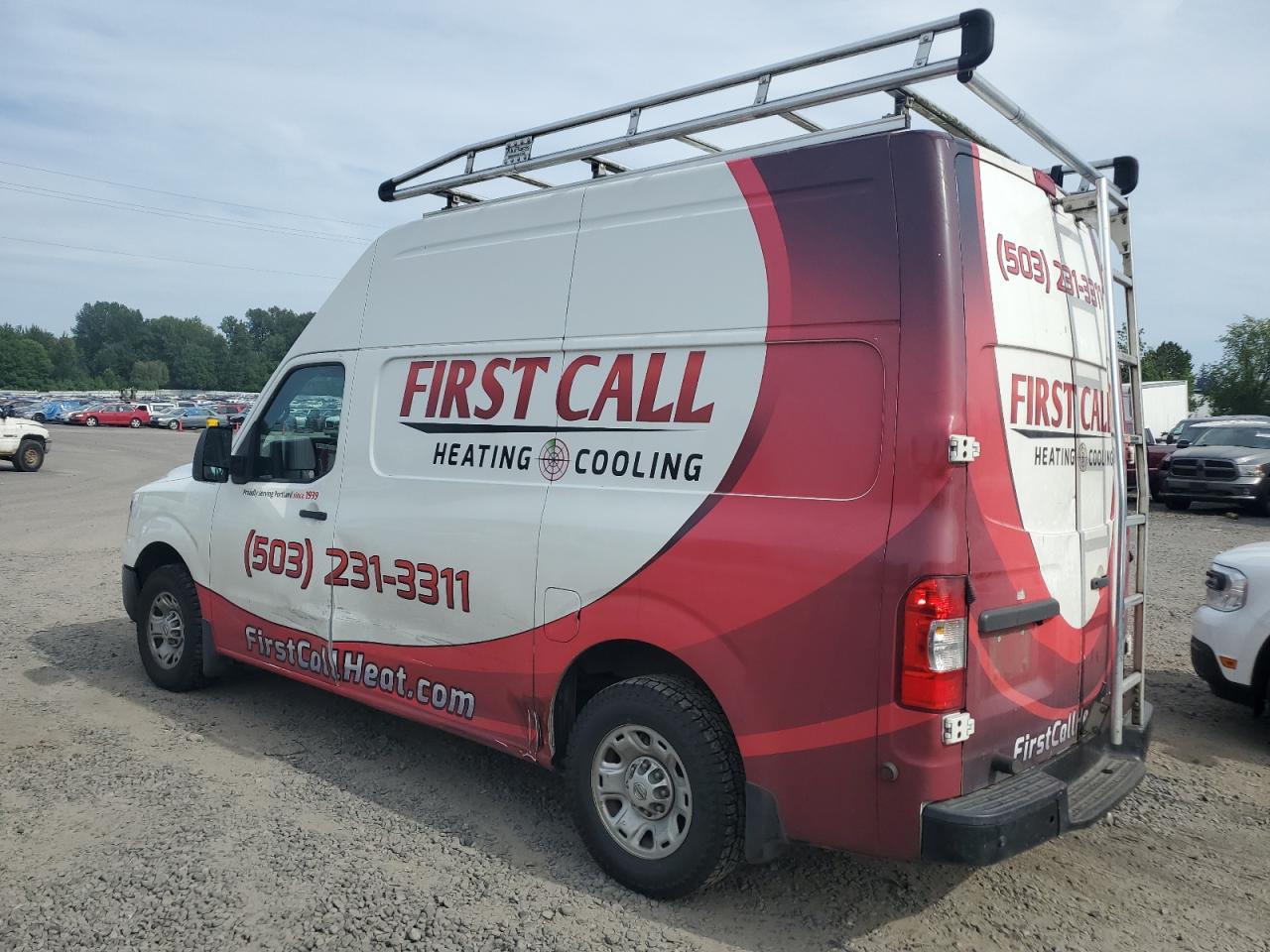 NISSAN NV2500 2500 S