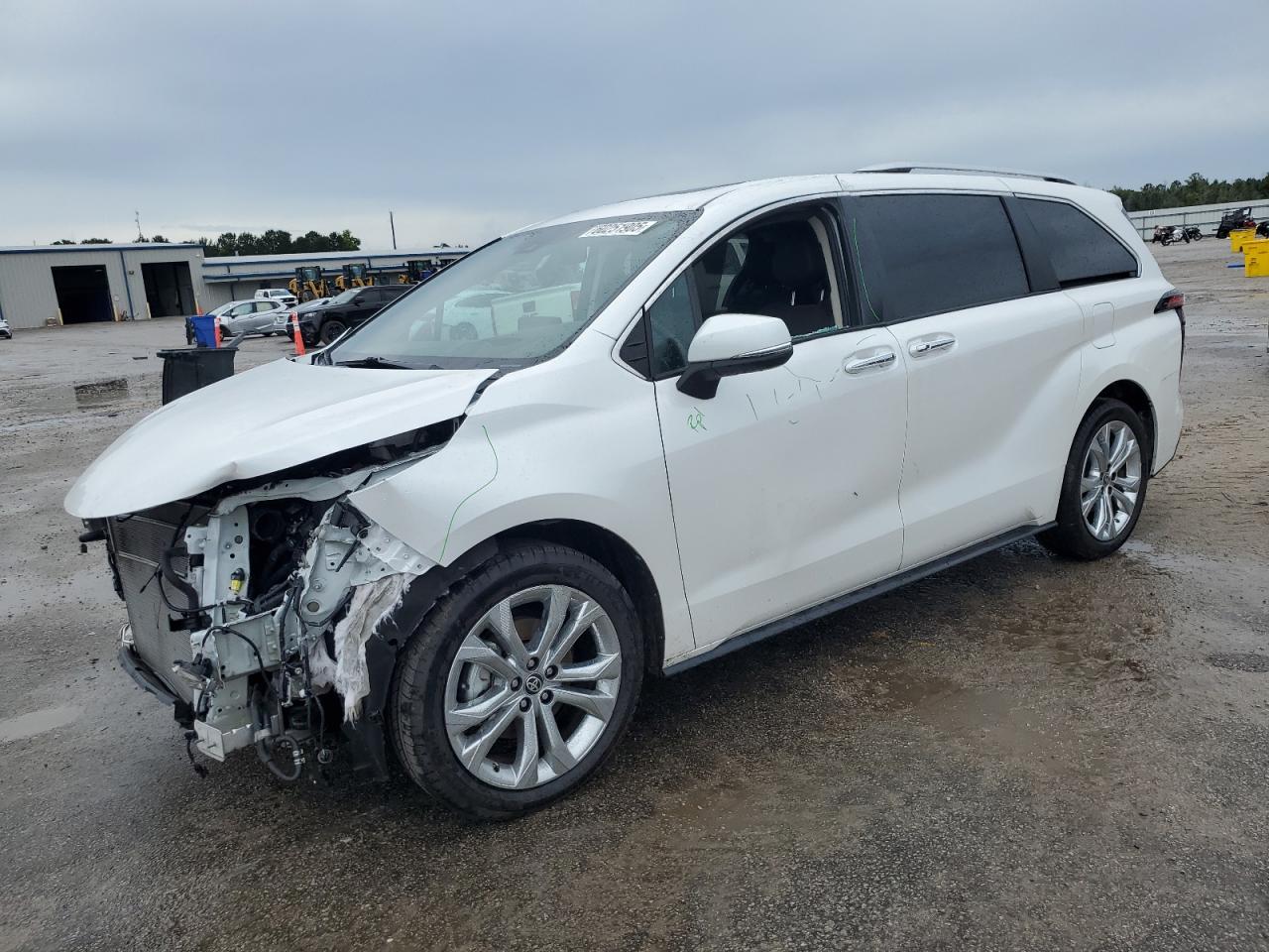 TOYOTA SIENNA LIMITED