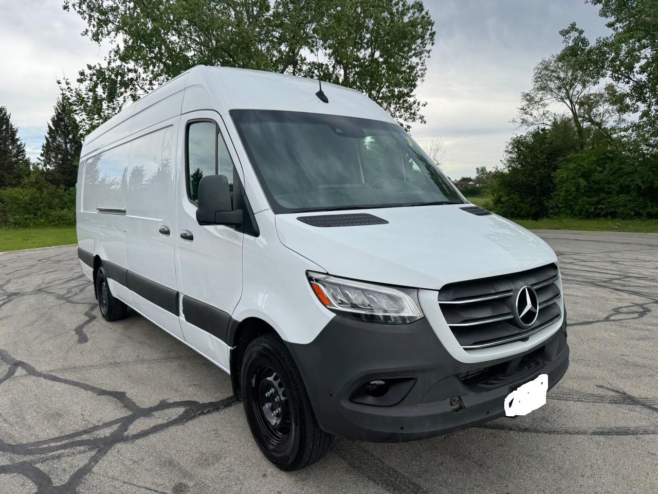 MERCEDES-BENZ SPRINTER 2500