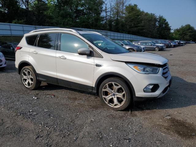 Vin: 1fmcu9j91hud25050, lot: 60050045, ford escape titanium 20174