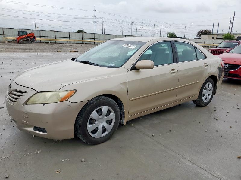 TOYOTA CAMRY BASE