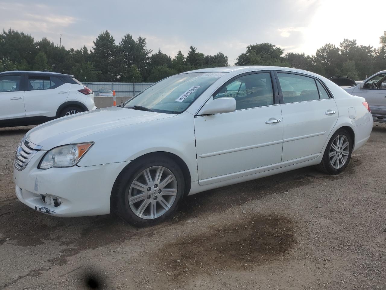 TOYOTA AVALON XL
