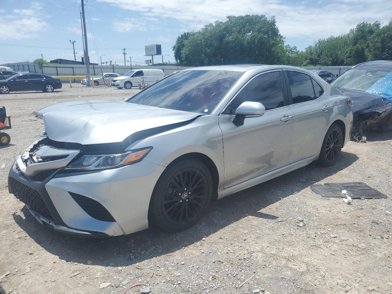 TOYOTA CAMRY L