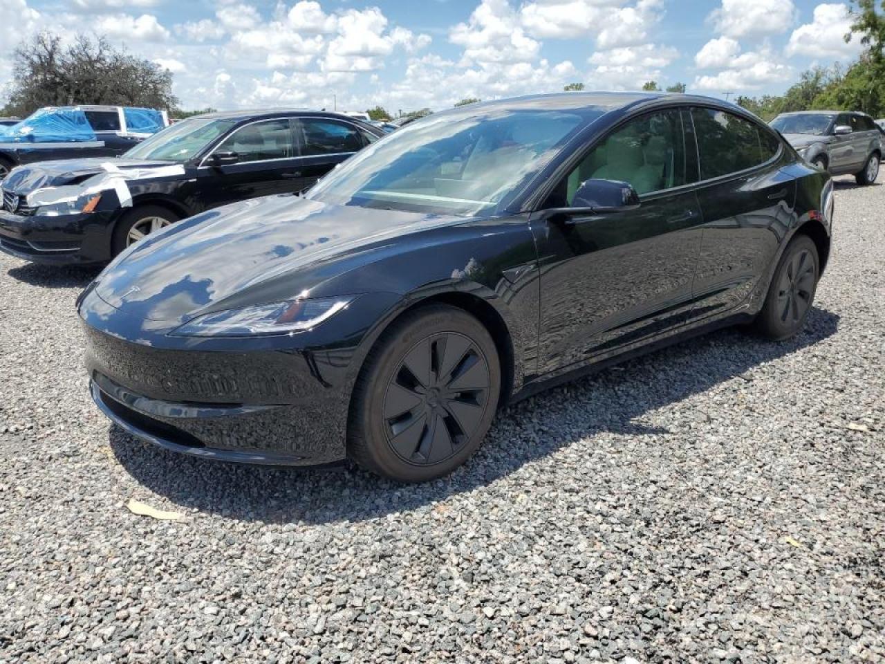 Tesla Model 3 2025