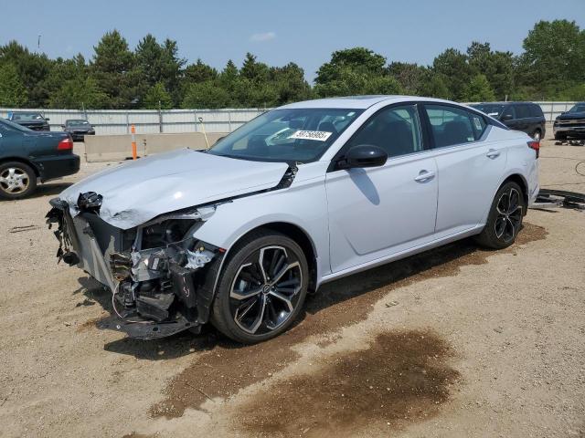 NISSAN ALTIMA SR