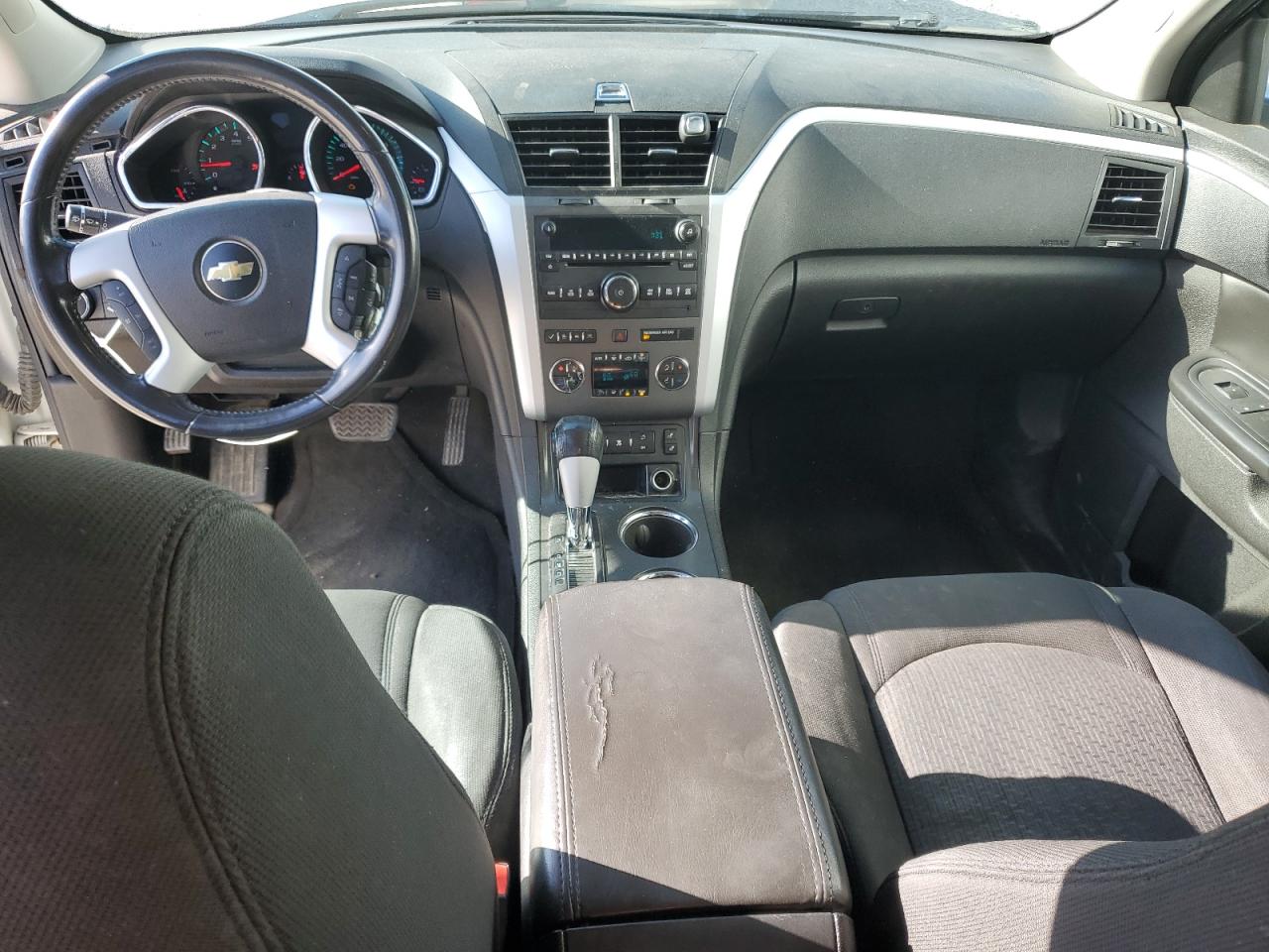 CHEVROLET TRAVERSE LT