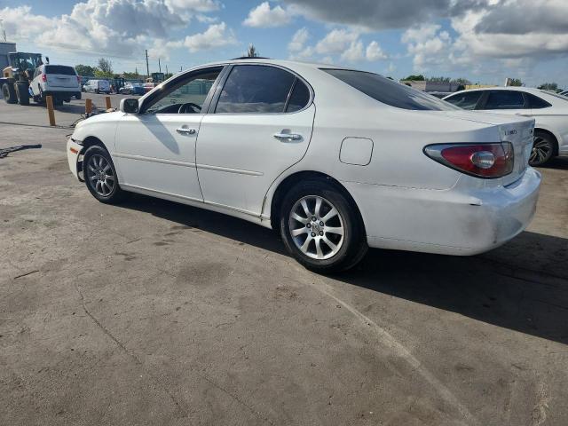 LEXUS ES 300 2002 white  gas JTHBF30G125033728 photo #3