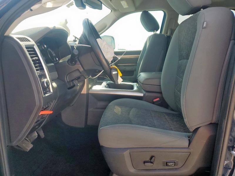 2016 RAM 1500 SLT - 3C6RR6LT4GG295932
