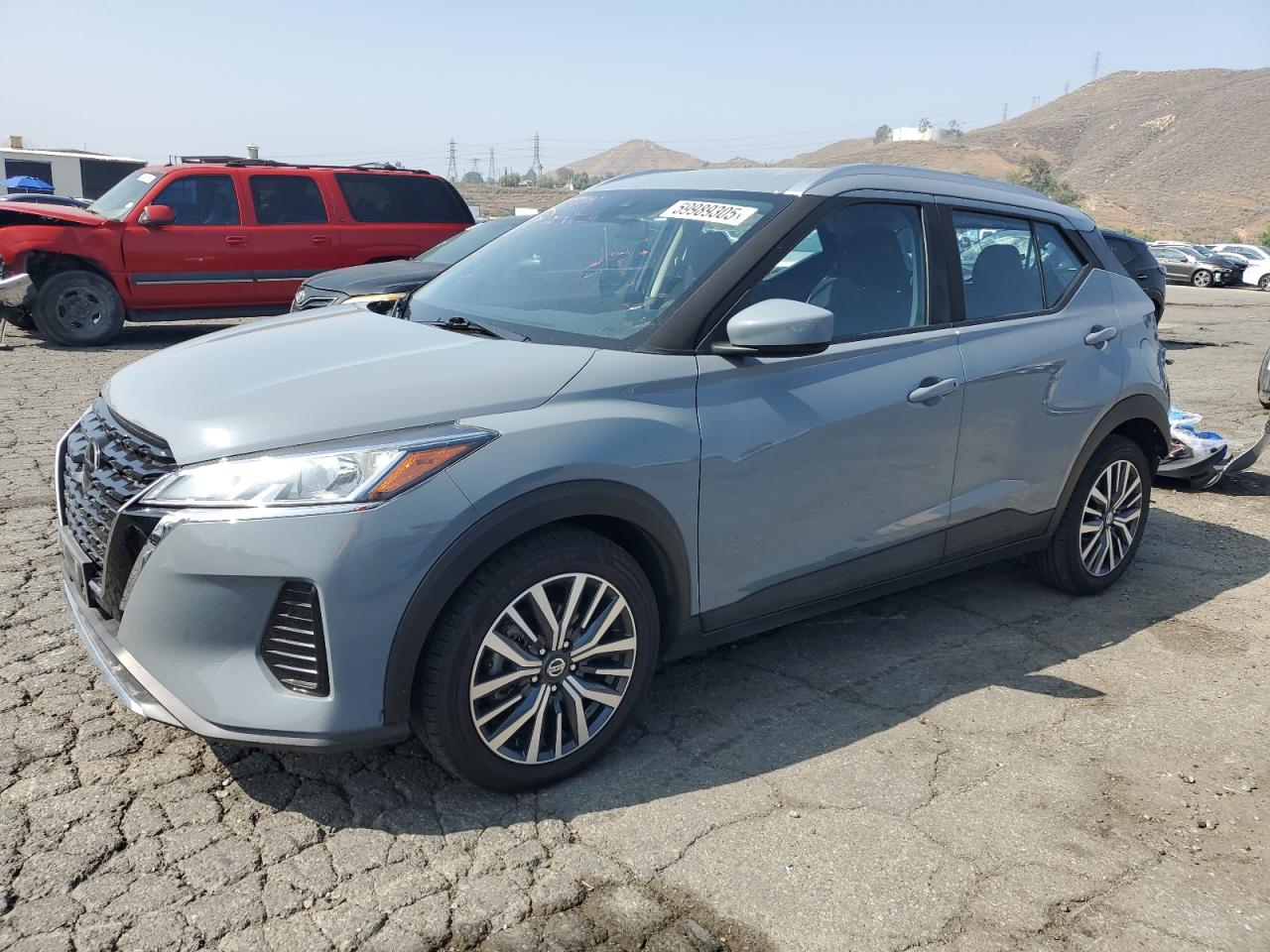 NISSAN KICKS SV
