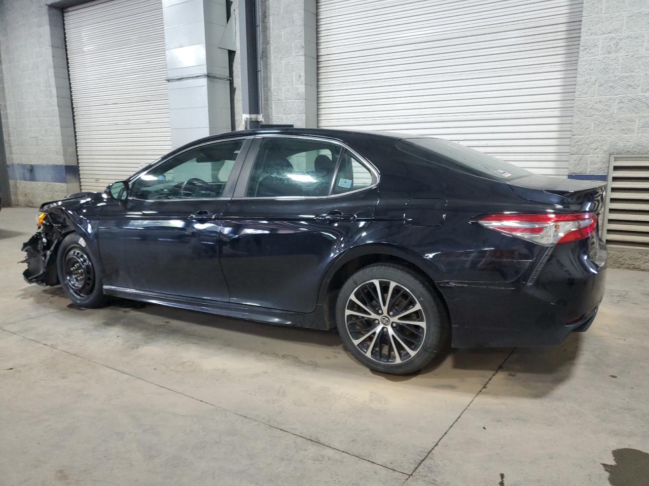 TOYOTA CAMRY L