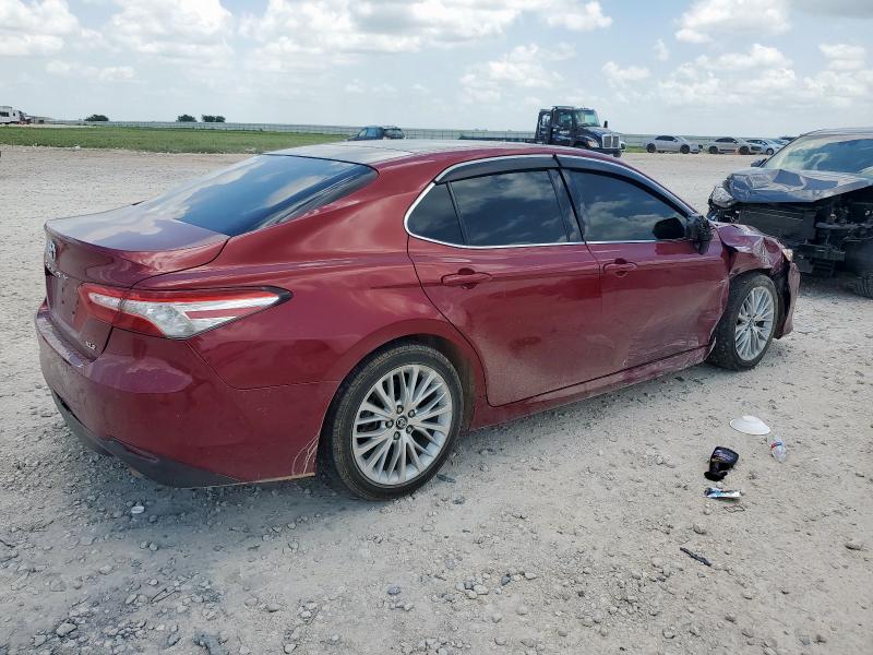 2018 TOYOTA CAMRY L 4T1B11HK1JU540495