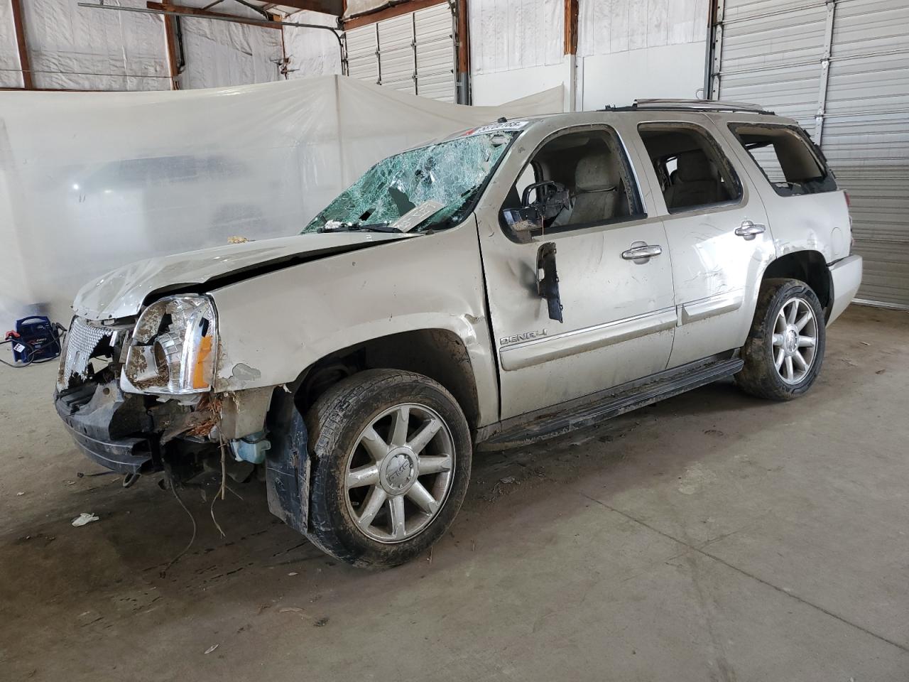 GMC YUKON DENALI