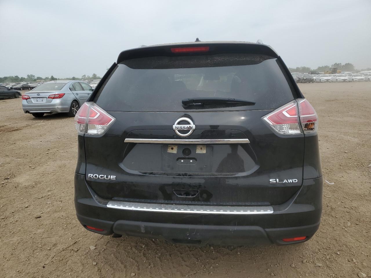 Nissan Rogue s 2015