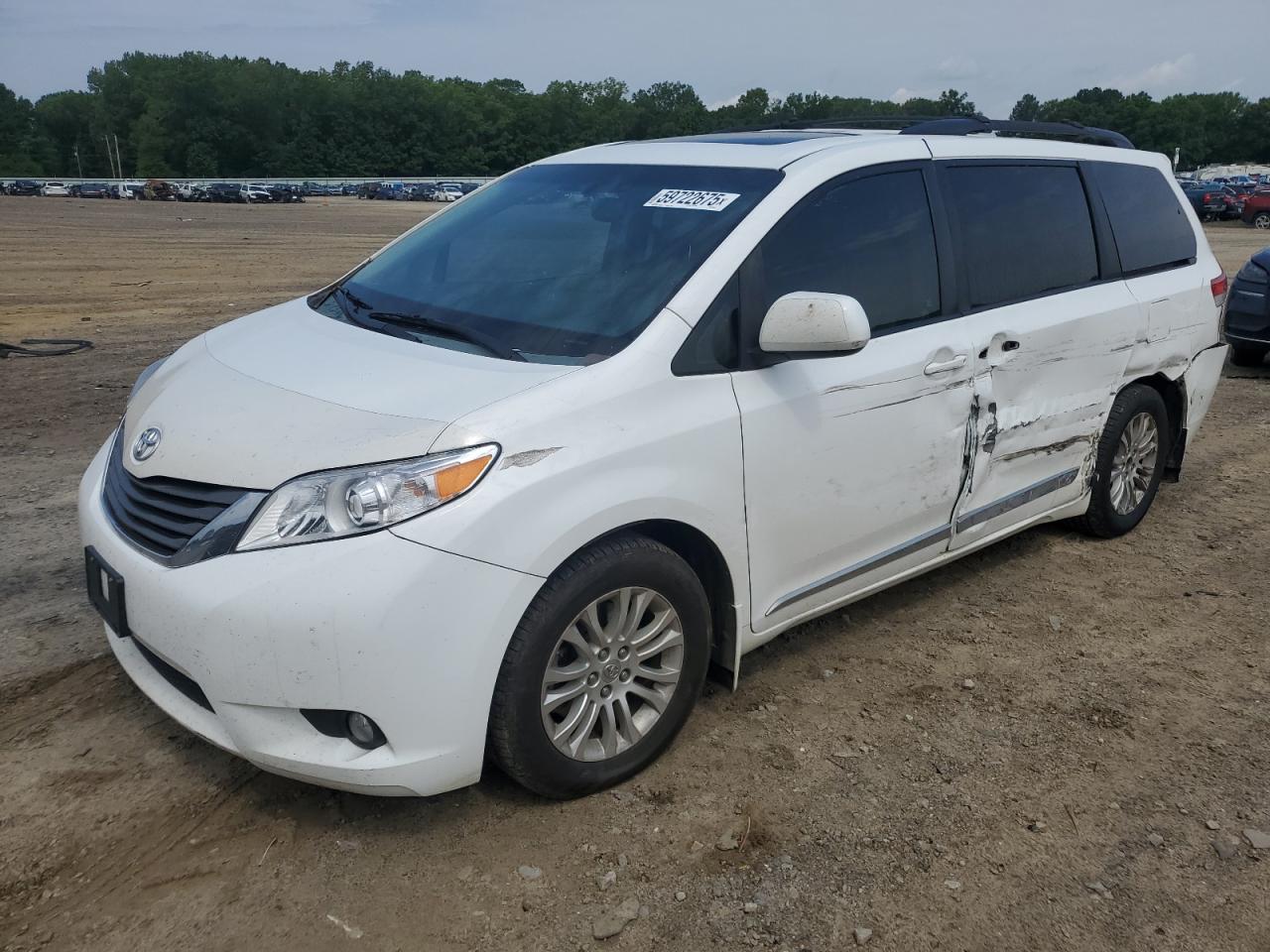 TOYOTA SIENNA XLE