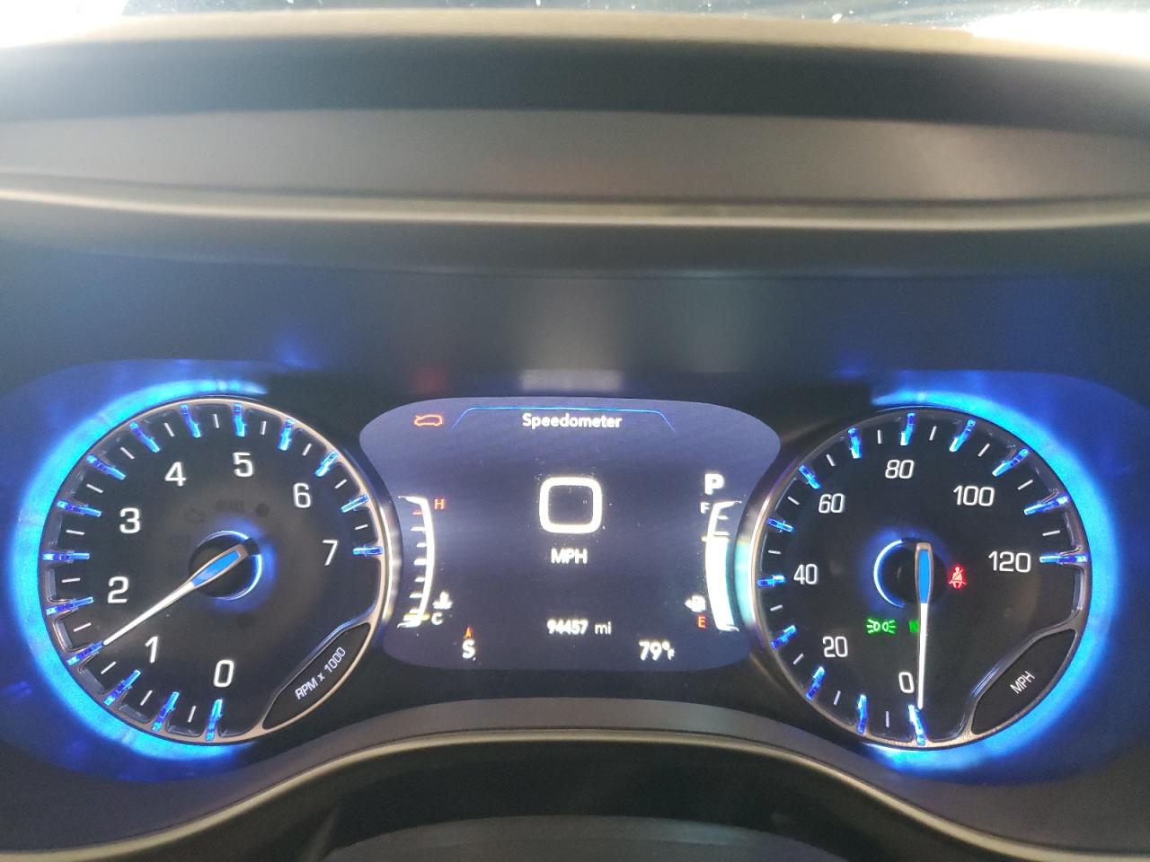 CHRYSLER PACIFICA TOURING