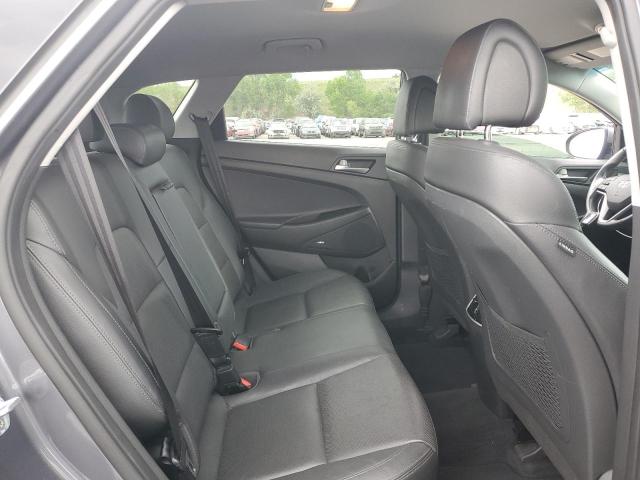 2018 HYUNDAI TUCSON SEL KM8J3CA42JU768812
