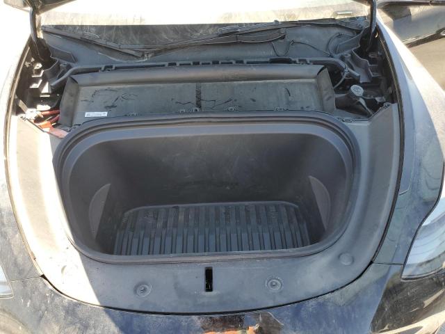 2024 TESLA MODEL Y 7SAYGDEE7RA215576