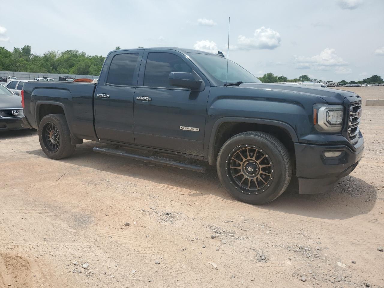 GMC SIERRA C1500 SLE