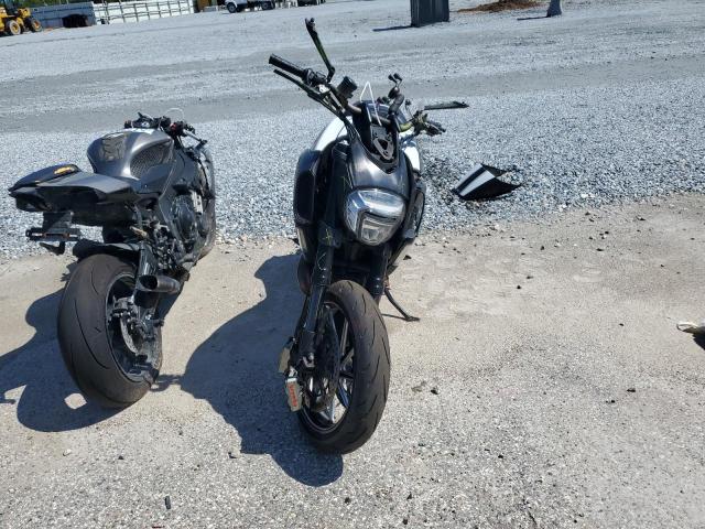 2015 DUCATI DIAVEL ZDM13BSW6FB025446