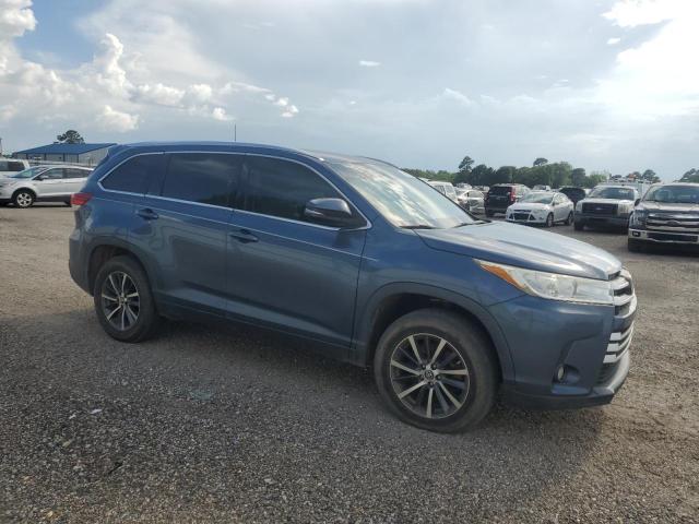 Vin: 5tdkzrfh4hs215440, lot: 61373345, toyota highlander se 20174