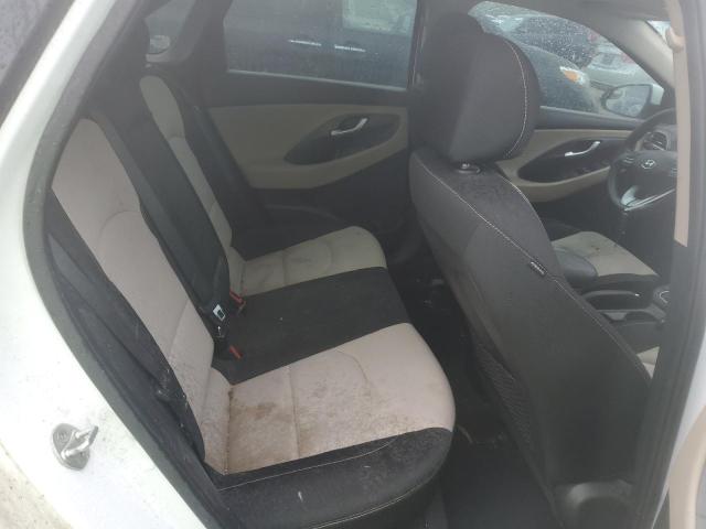 2019 HYUNDAI ELANTRA GT - KMHH35LE4KU116727