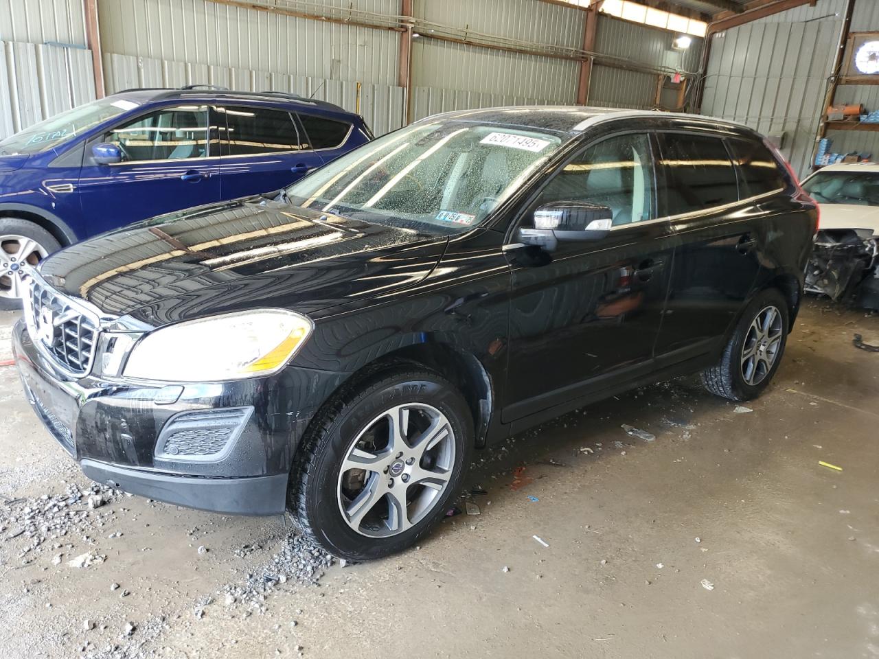 VOLVO XC60 T6