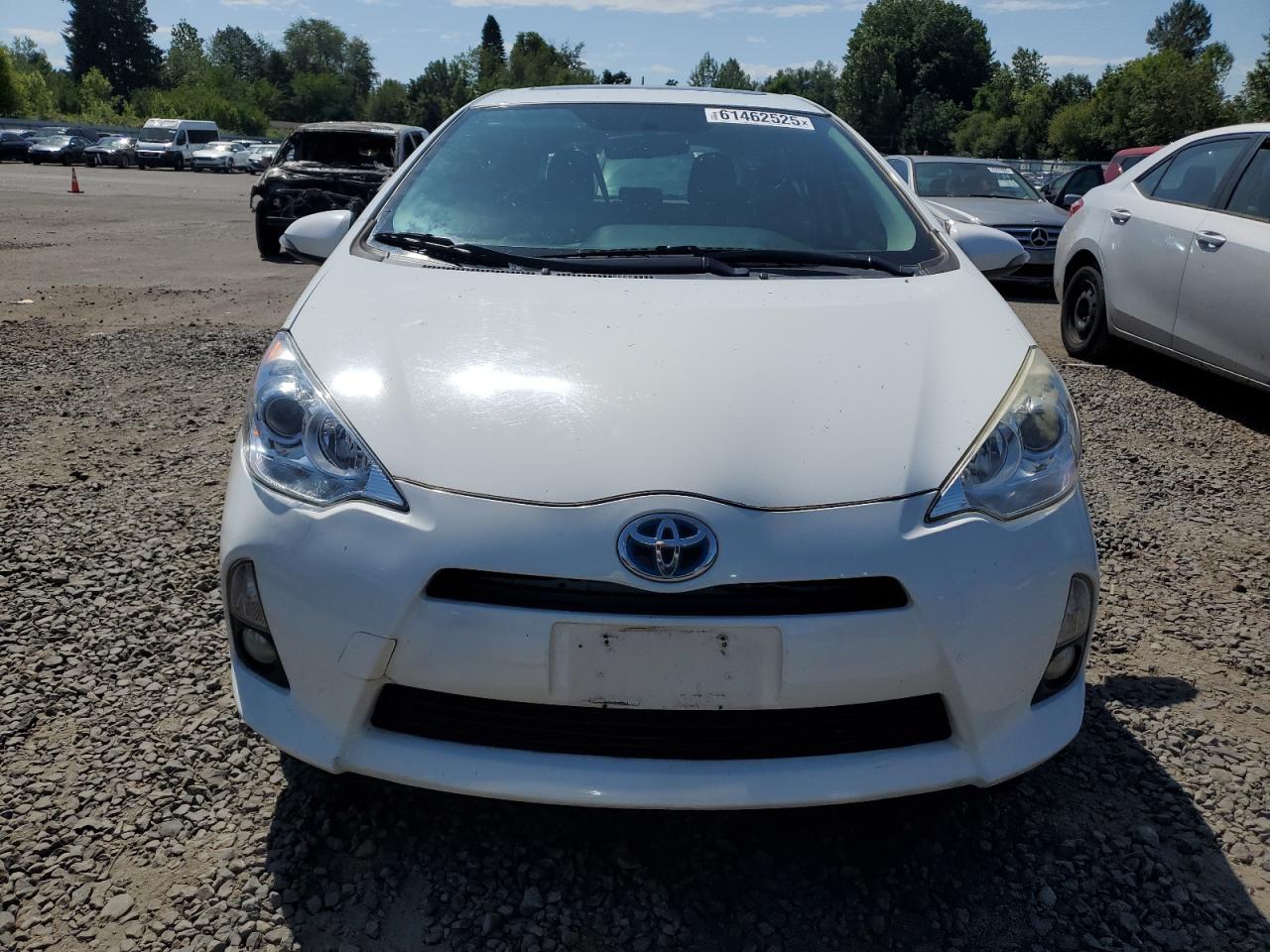 TOYOTA PRIUS C