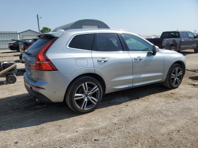 2018 VOLVO XC60 T5 MO YV4102RK6J1065884