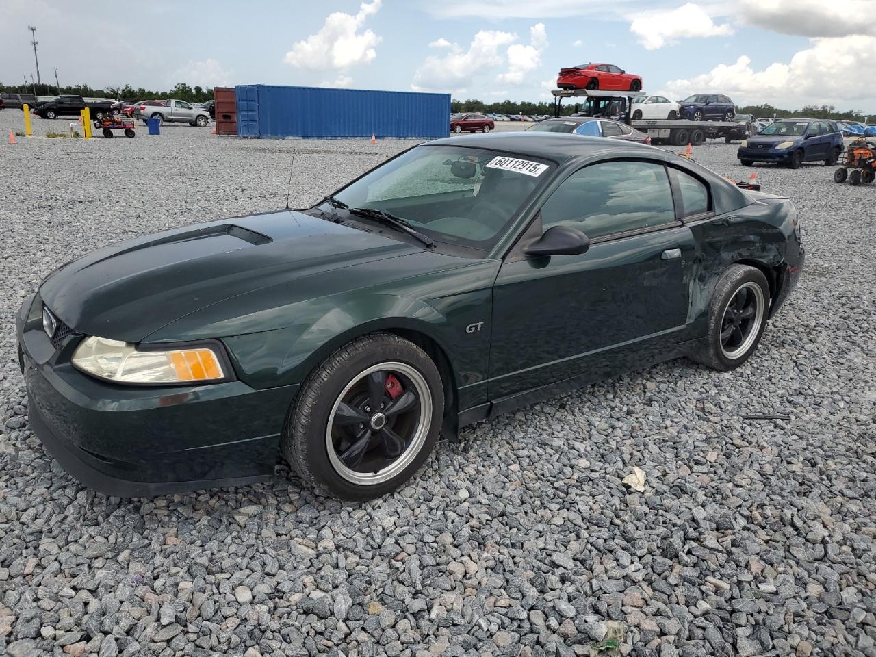  Salvage Ford Mustang